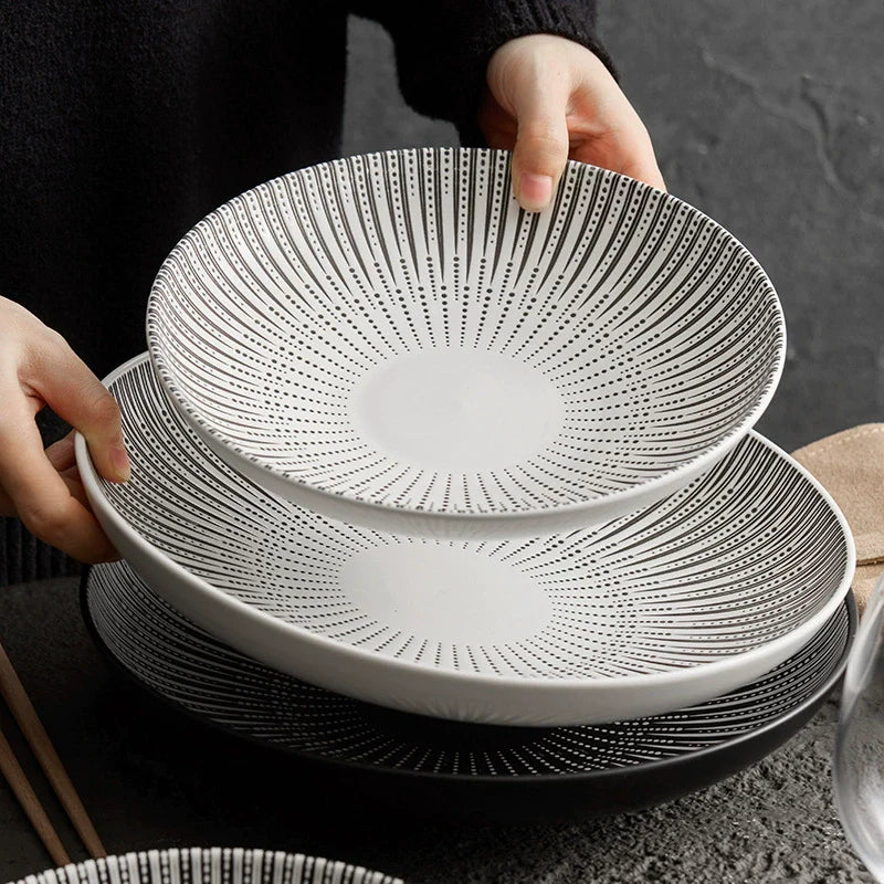 Nordic Luxury Ceramic Dinner Plate – Modern Black and White Porcelain Tableware for Home & Hotel